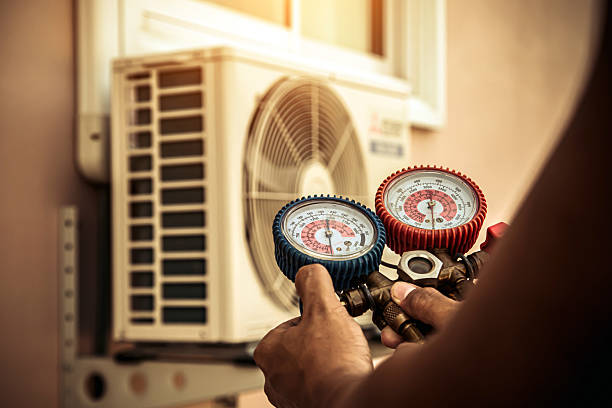 Professional Hvac technician working in Pine Bush, NY